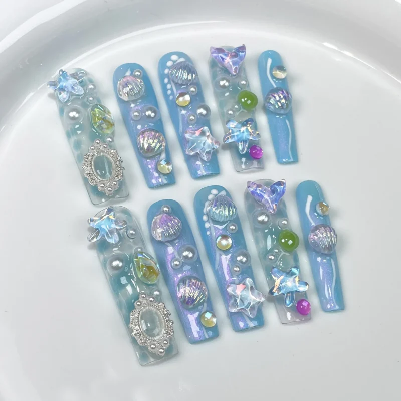 Adorable 10pc Cute Bear Rhinestone Fake Nails | Extra Long & Shiny - Image 4